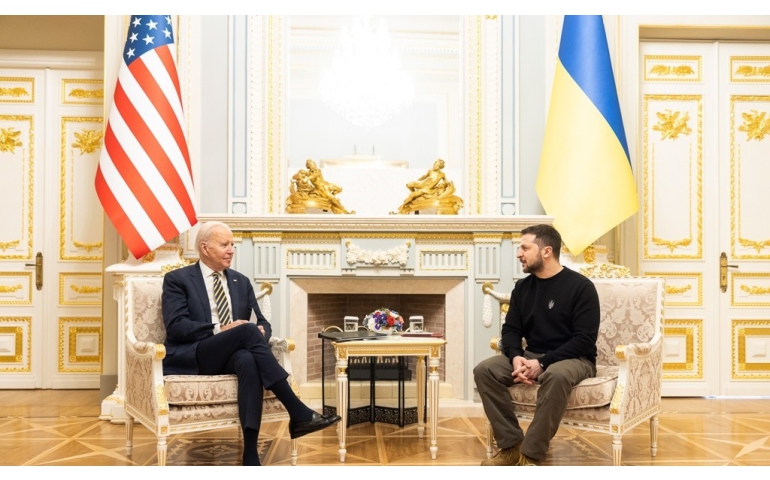 АНУ Украиныг үргэлжлүүлэн дэмжих үү?